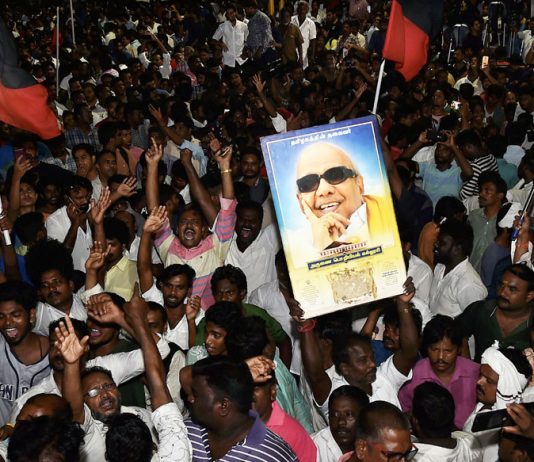 চলে গেলেন এম করুণানিধি