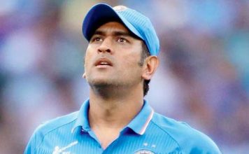 ১২ বছর পর কুড়ির ক্রিকেটে বাদ ধোনি