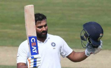 ছক্কা মেরে দ্বি শতরান রোহিতের