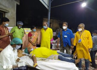প্রয়াত সুলেখা ঘোষ স্মরণে রক্তদান শিবির দুর্গাপুরের আবাসন পল্লীতে