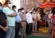 দুর্গাপুরের নবারুণ – অগ্রণীর পুজো উদ্বোধন করলেন মমতা