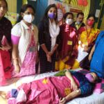 রক্তদান ও কৃষকদের তহবিলে অর্থদানের মাধ্যমে ১৮ তম জন্মদিন পালন করল দুই বোন আয়েষা ও তনুজা