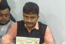 দাদার পথেই পদ ও দল ছাড়লেন অনুগামী চন্দ্রশেখর