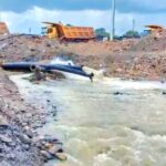 স্থানীয়দের চাকরির দাবিতে বিক্ষোভ চুরুলিয়া গ্রামে